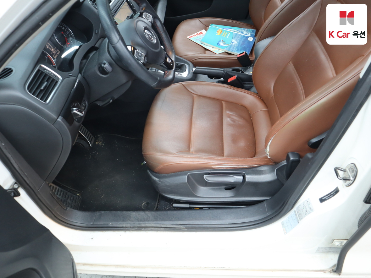 Volkswagen Jetta - 18