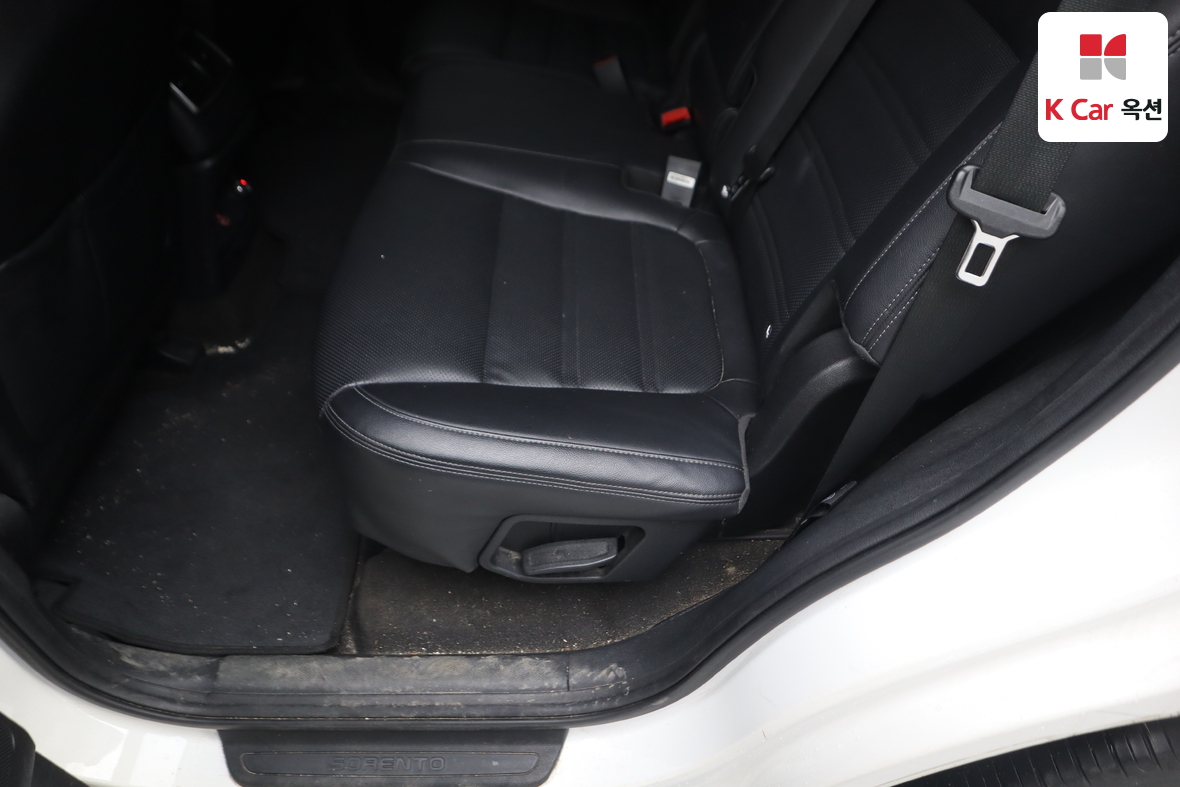 Kia Sorento 2015 - Image 21