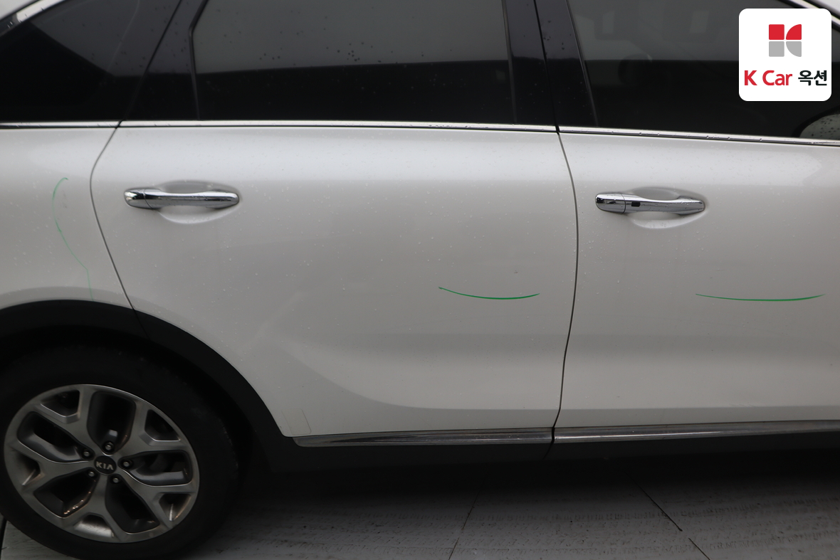 Kia Sorento 2015 - Image 40