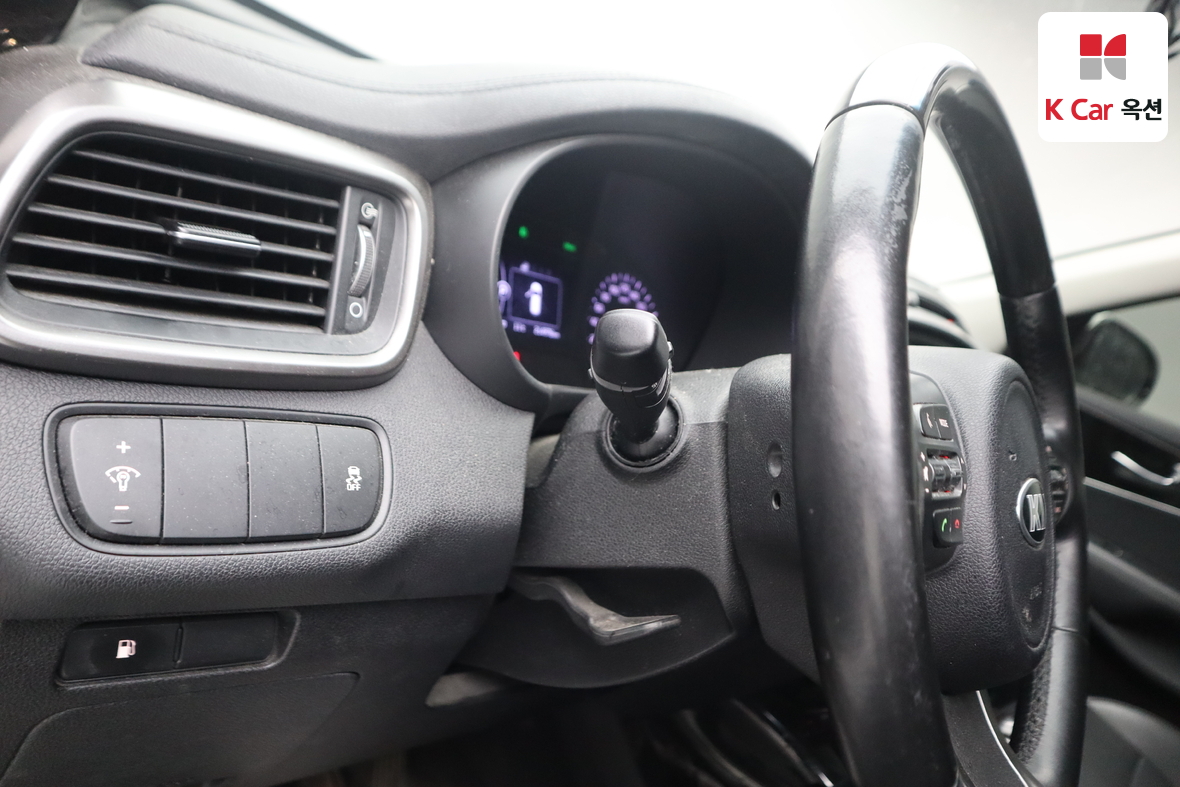 Kia Sorento 2015 - Image 9