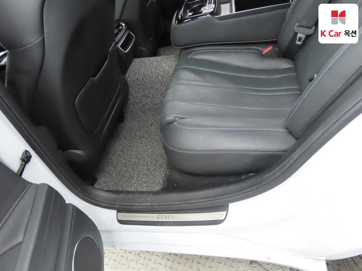 جينيسيس G80 2024 - صورة 23