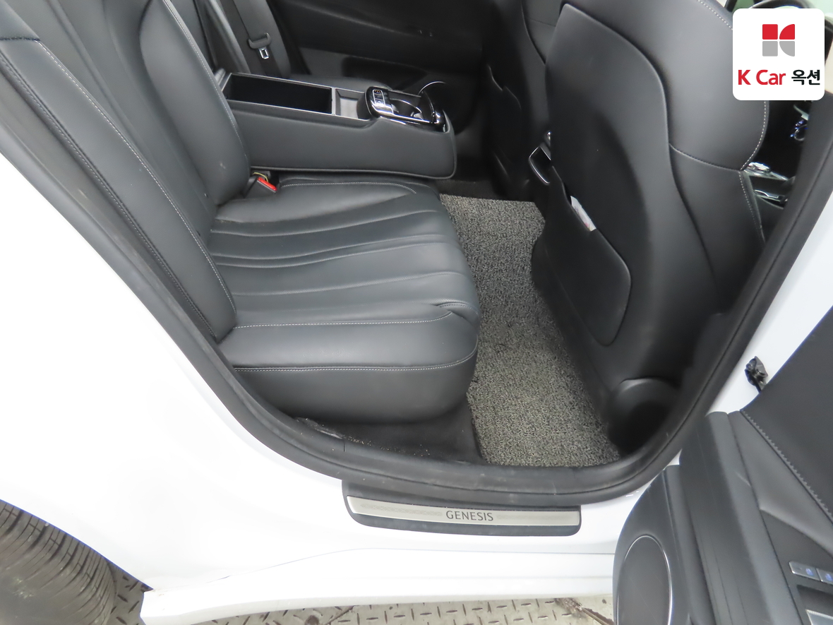 جينيسيس G80 2024 - صورة 29