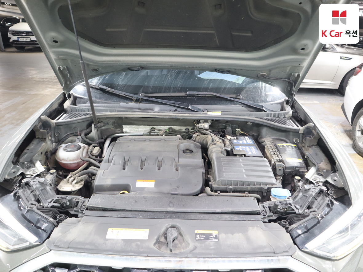 아우디 Q3 - 35