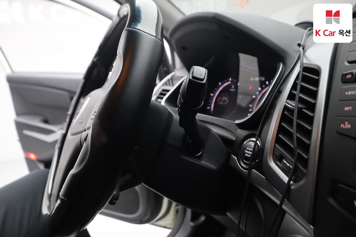 KG Mobility Korando - 11