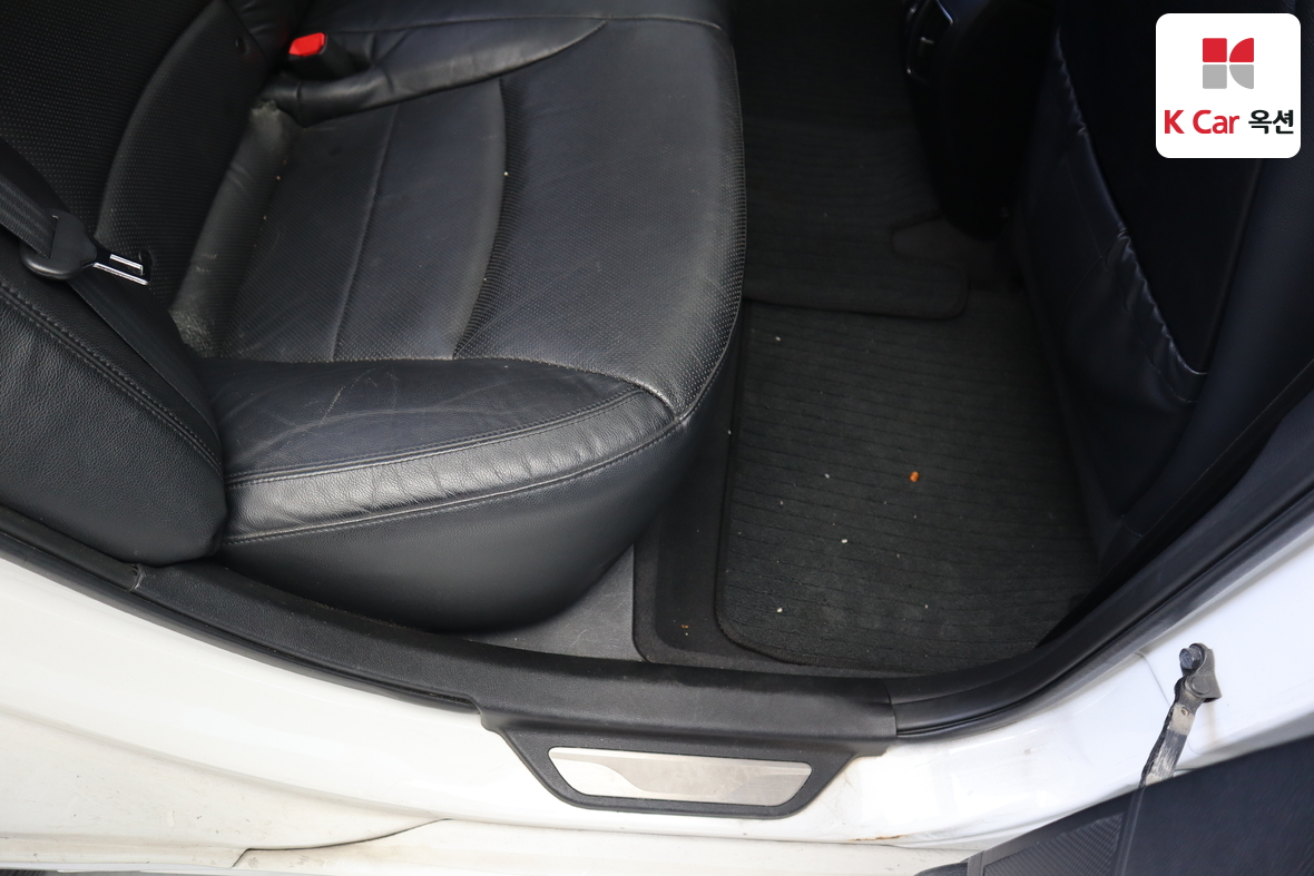 Hyundai Sonata - 30