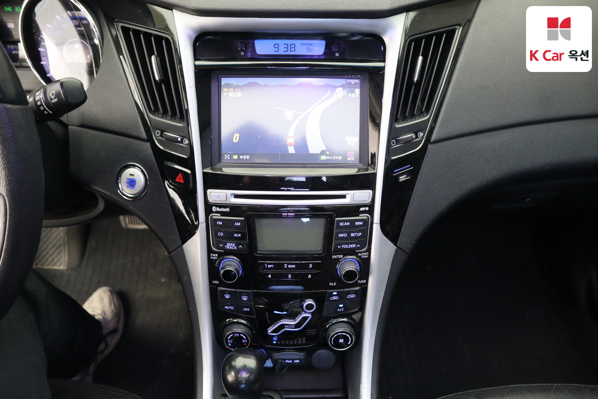 Hyundai Sonata - 6