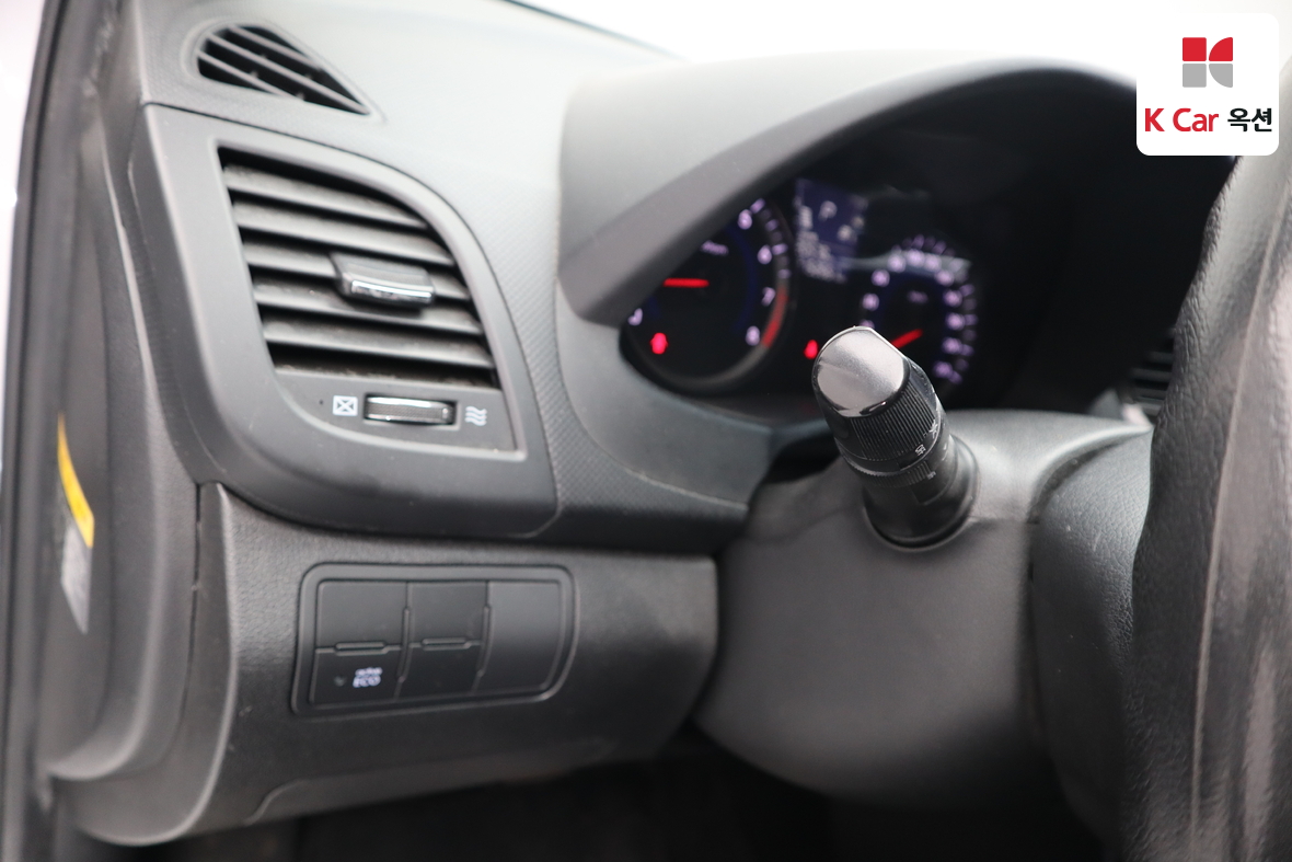 Hyundai Accent - 9