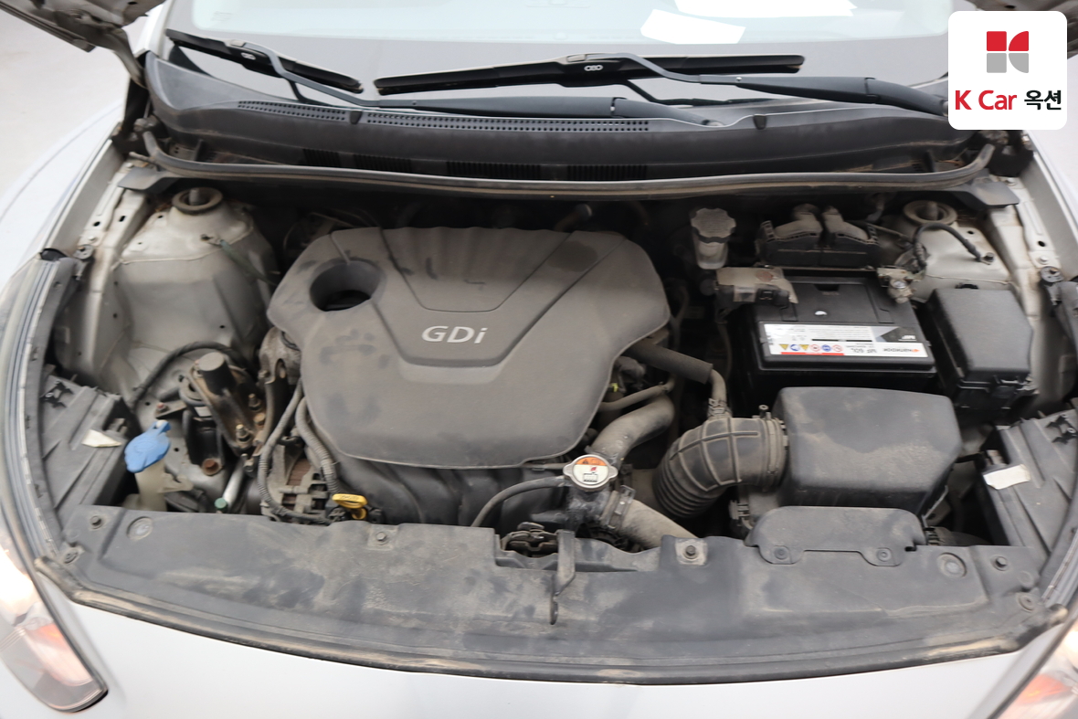 Hyundai Accent - 31