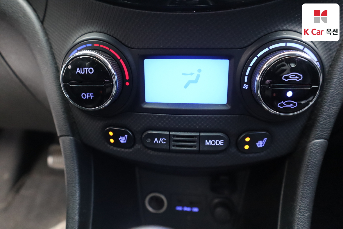 Hyundai Accent - 15