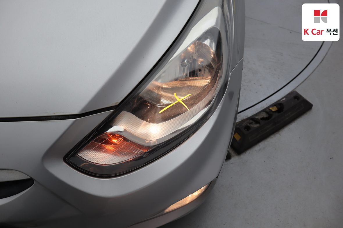Hyundai Accent - 48