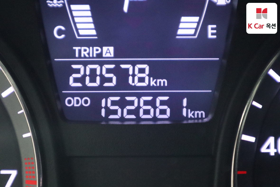 Hyundai Accent - 4