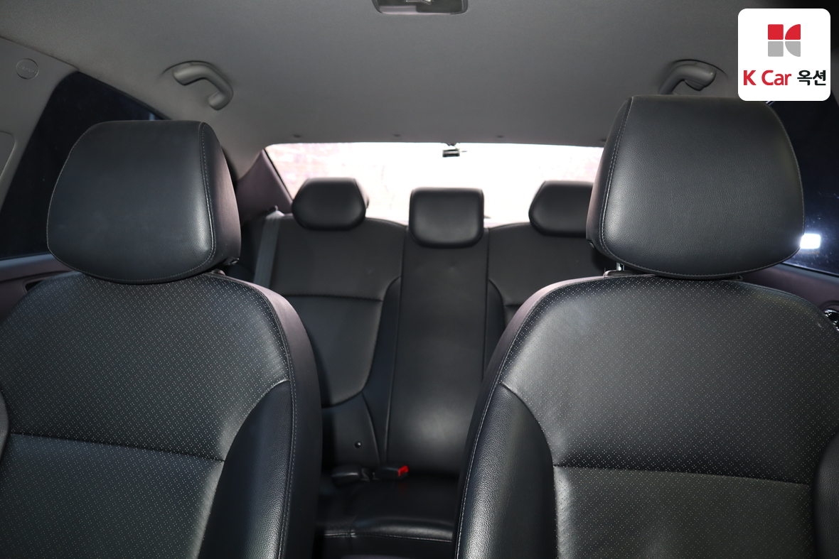 Hyundai Accent - 18