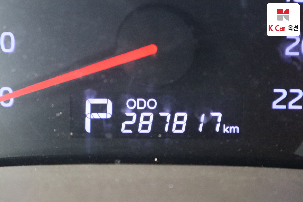Kia Carnival - 4