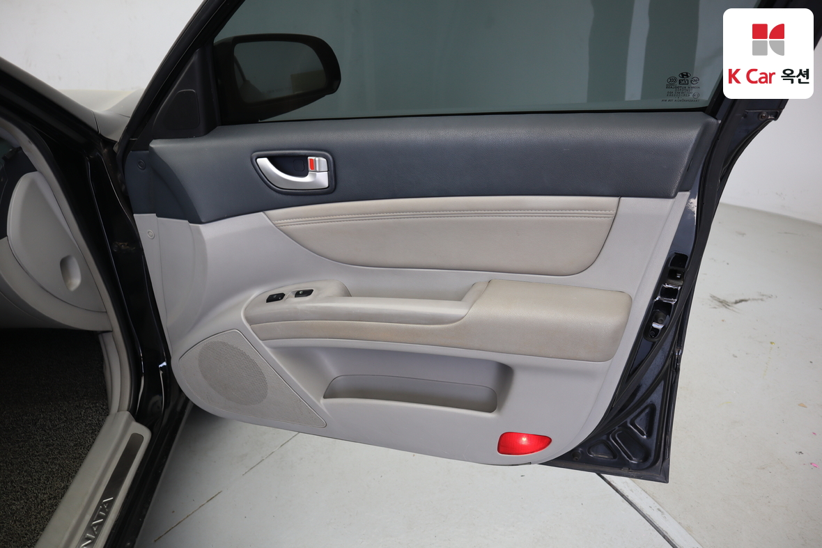 هيونداي سوناتا 2006 - صورة 26