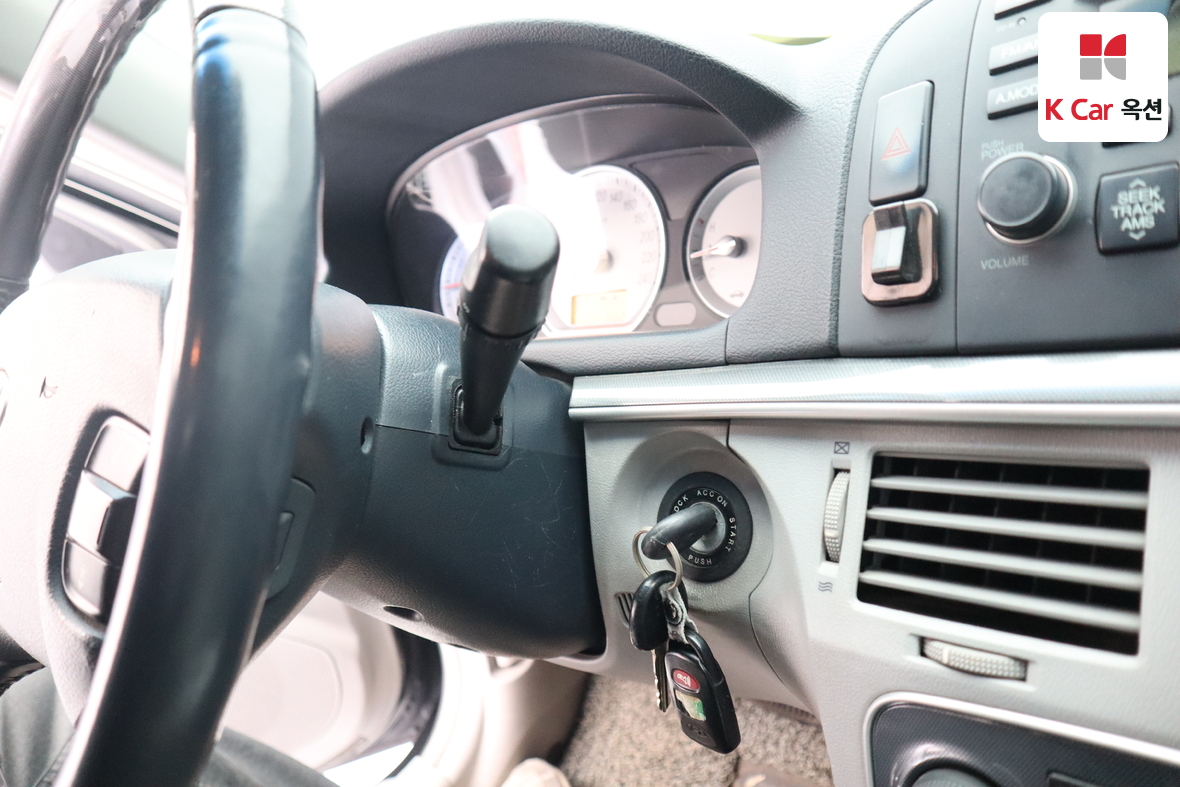 هيونداي سوناتا 2006 - صورة 11