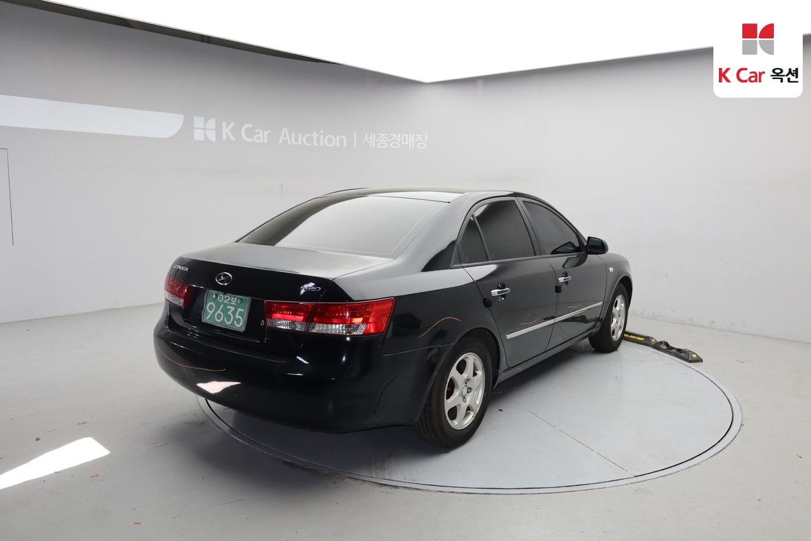 هيونداي سوناتا 2006 - صورة 2