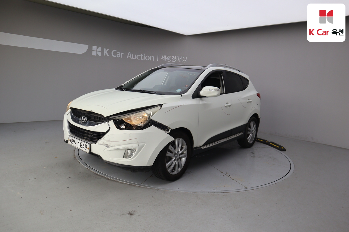 Hyundai Tucson - 1