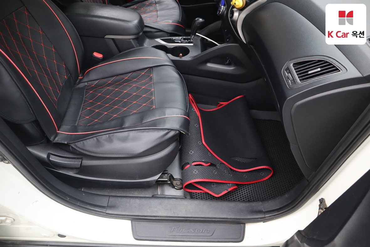 Hyundai Tucson - 32