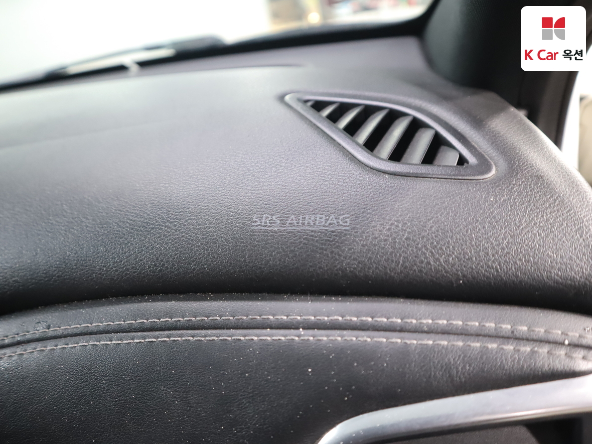 Infiniti Q30 - 34