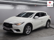 INFINITI Q30