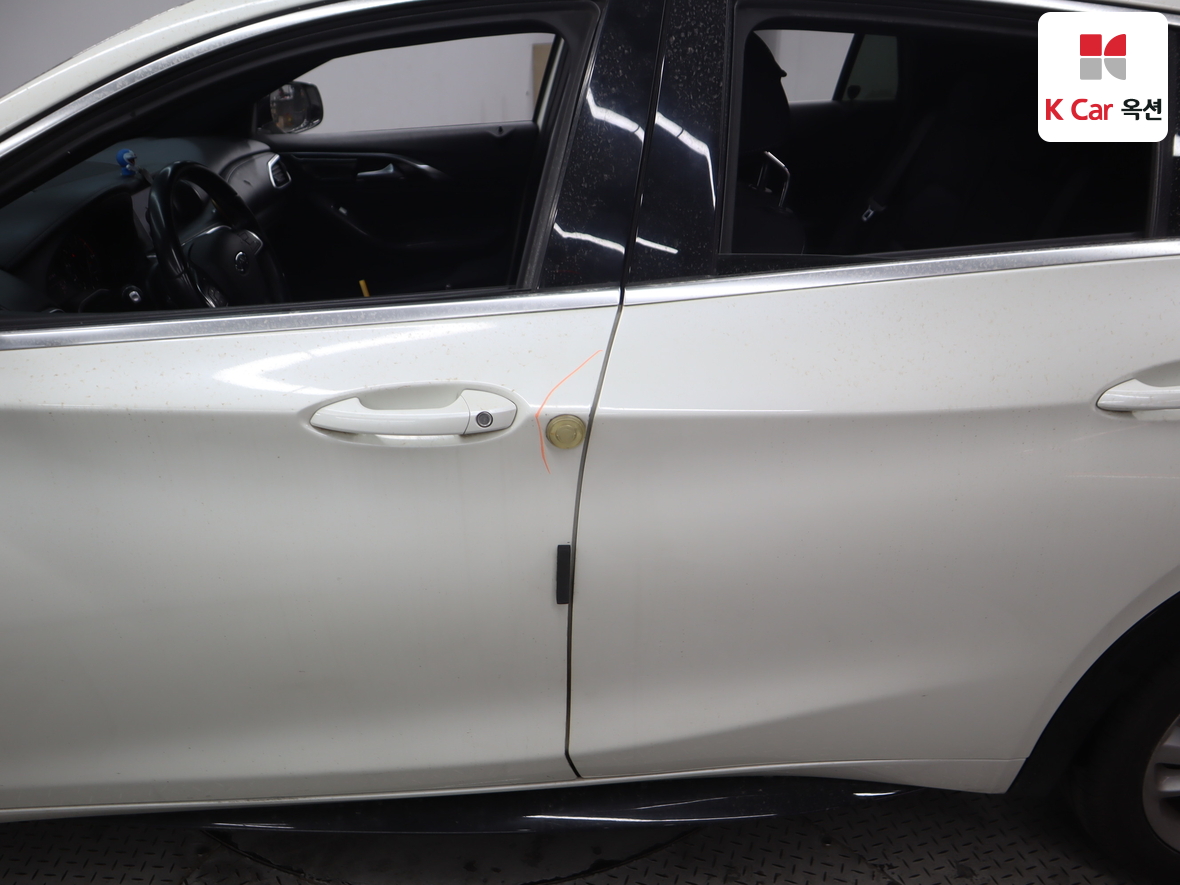 Infiniti Q30 - 40