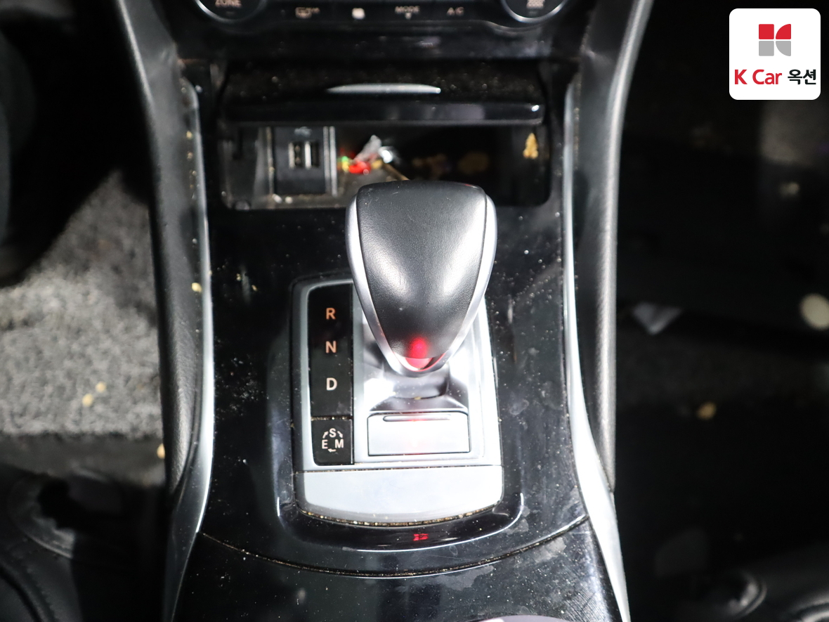 Infiniti Q30 - 18