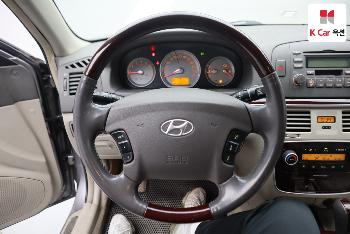 Hyundai Sonata - 10