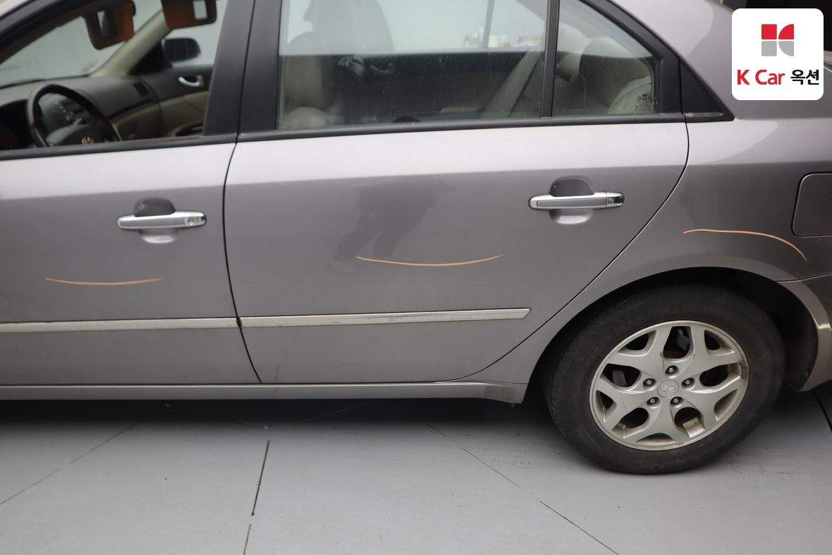 Hyundai Sonata - 36