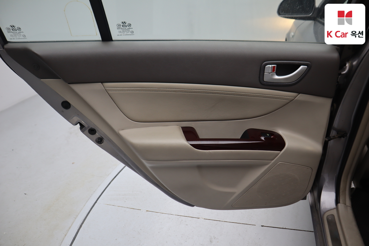 Hyundai Sonata - 20