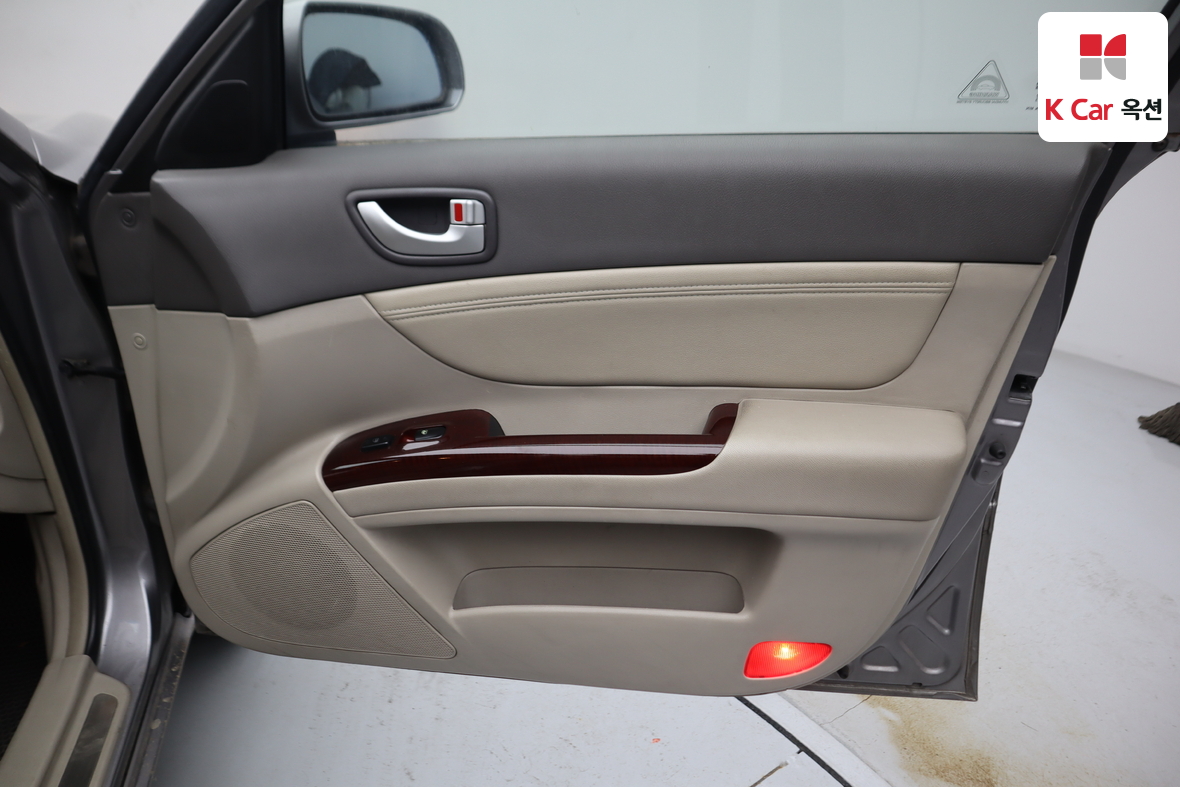 Hyundai Sonata - 26