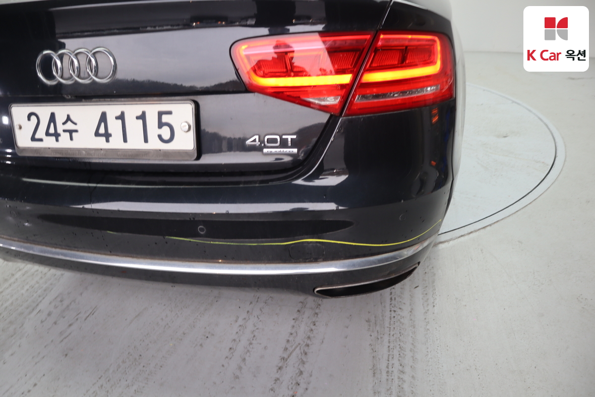 أودي A8 - 44
