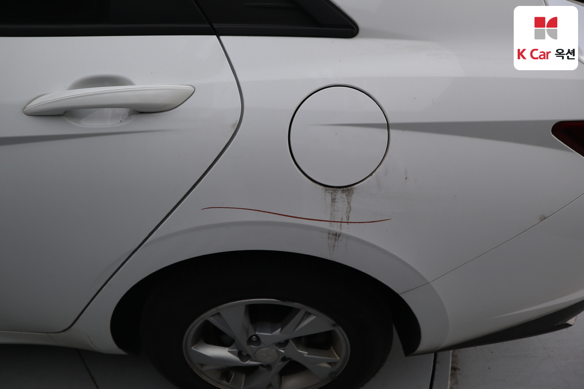 Hyundai Elantra 2021 - Image 38