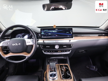2022 - kia k9