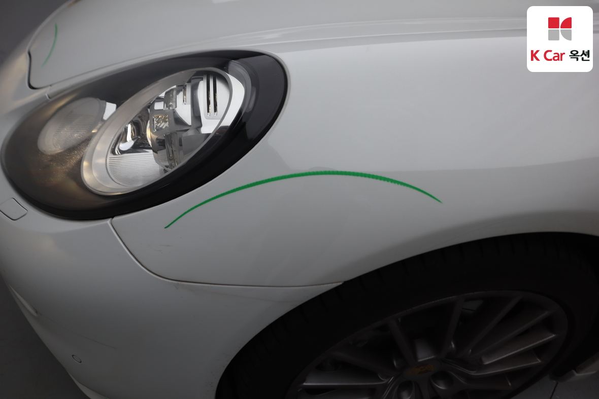 Porsche Panamera - 40