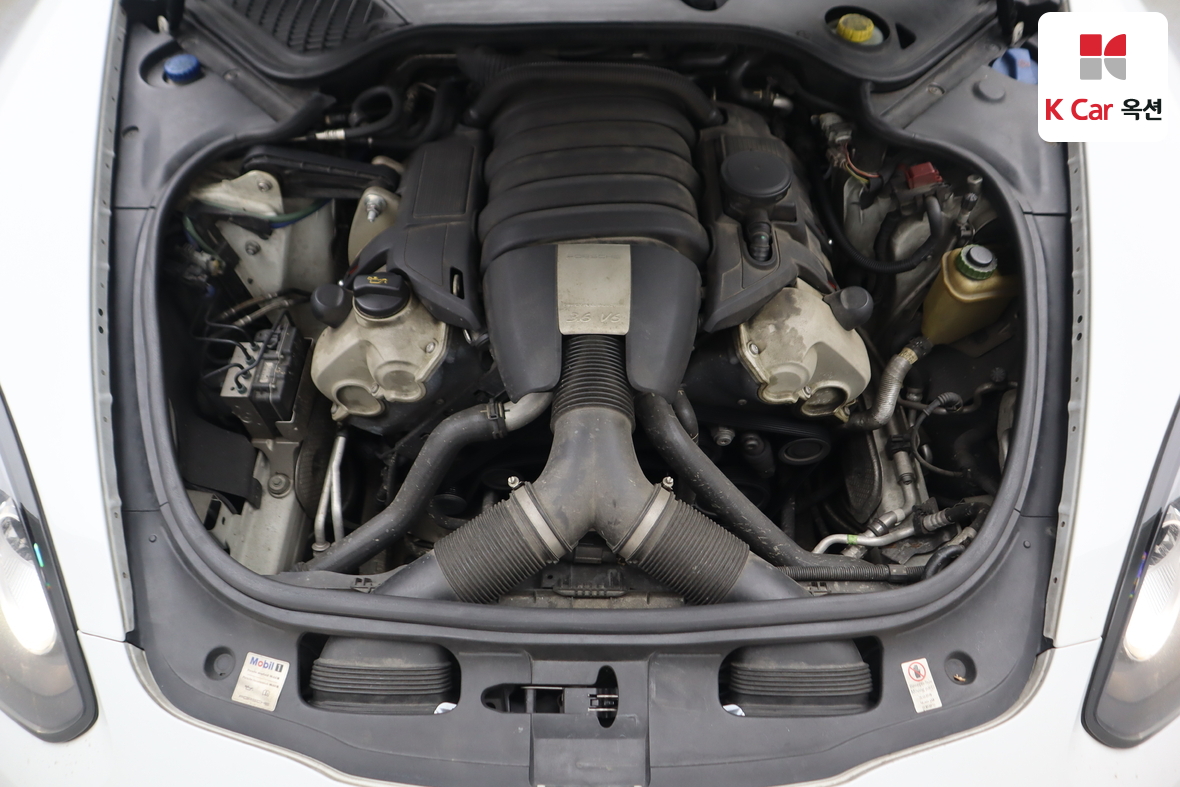 Porsche Panamera - 36