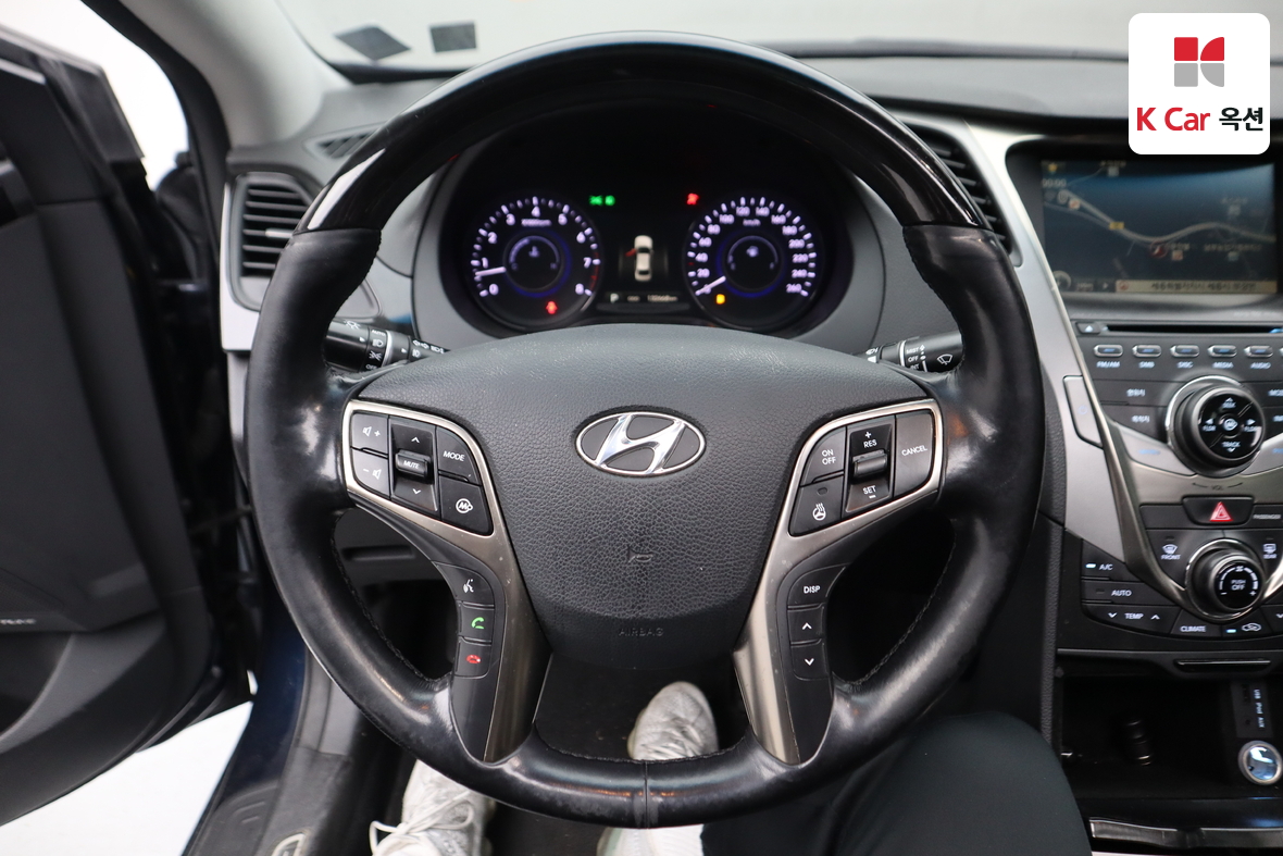 Hyundai AZERA - 10
