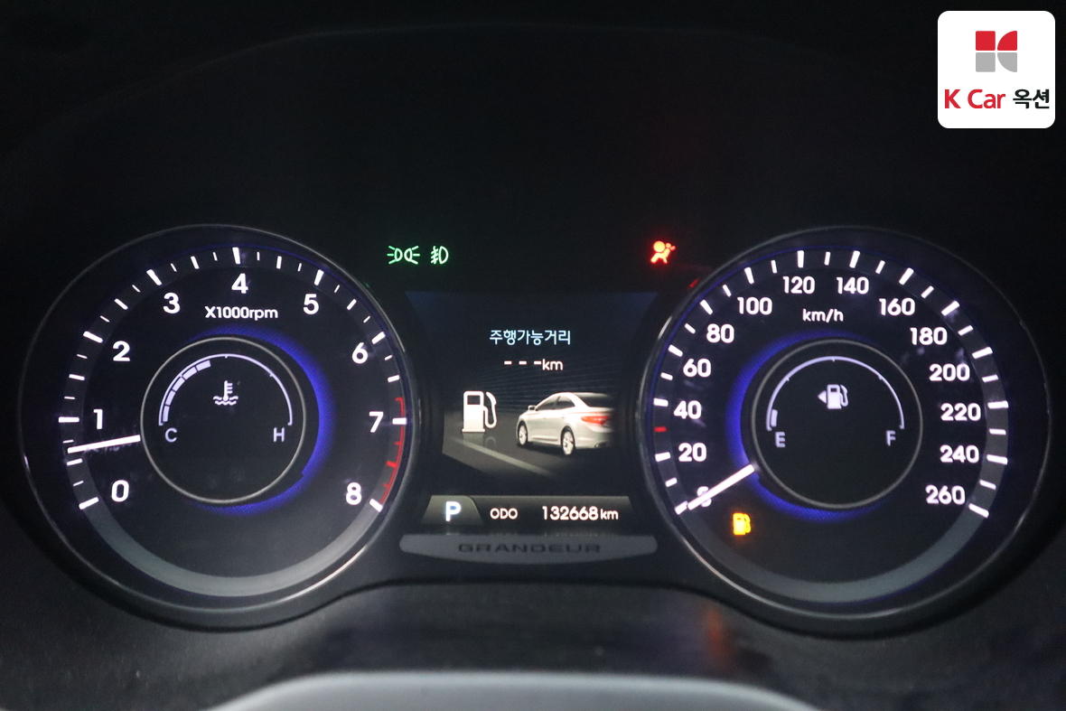 Hyundai AZERA - 5