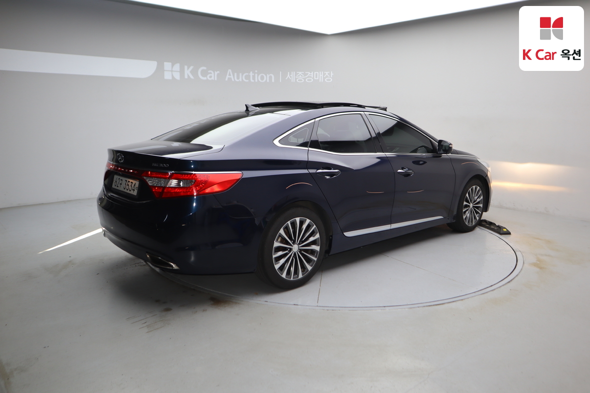 Hyundai AZERA - 2