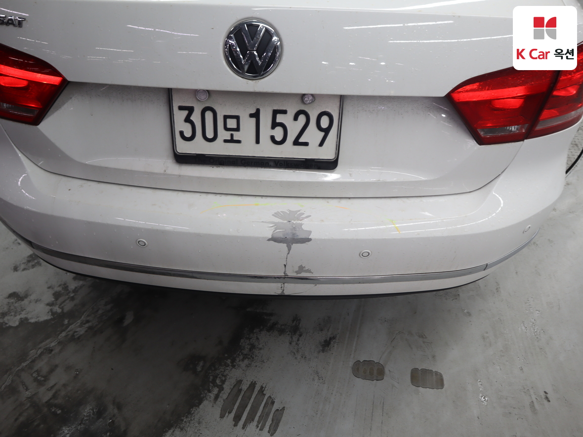 Volkswagen Passat - 44