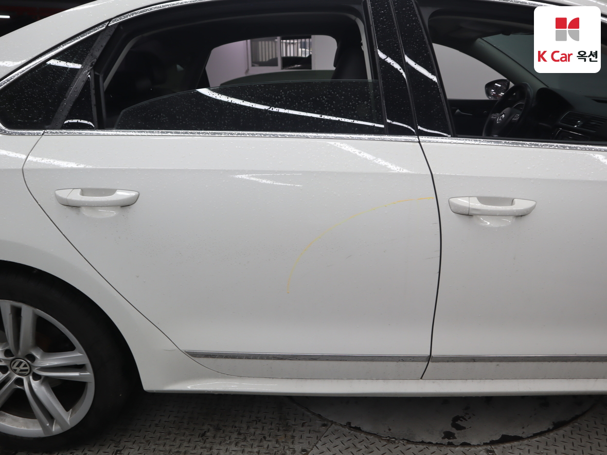 Volkswagen Passat - 45