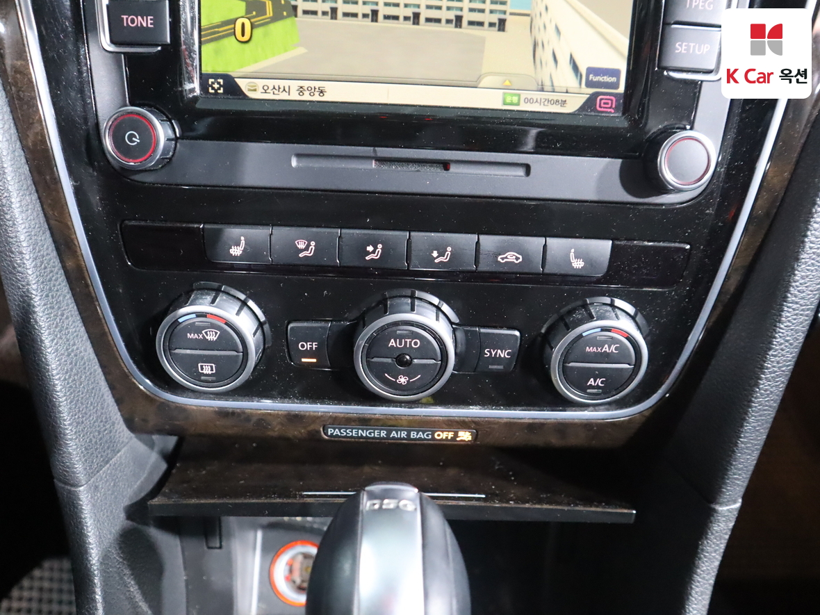 Volkswagen Passat - 16