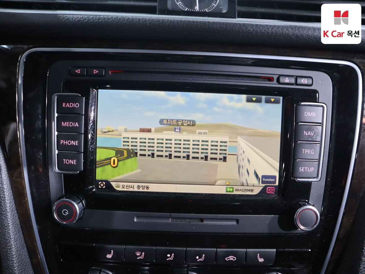 Volkswagen Passat - 15