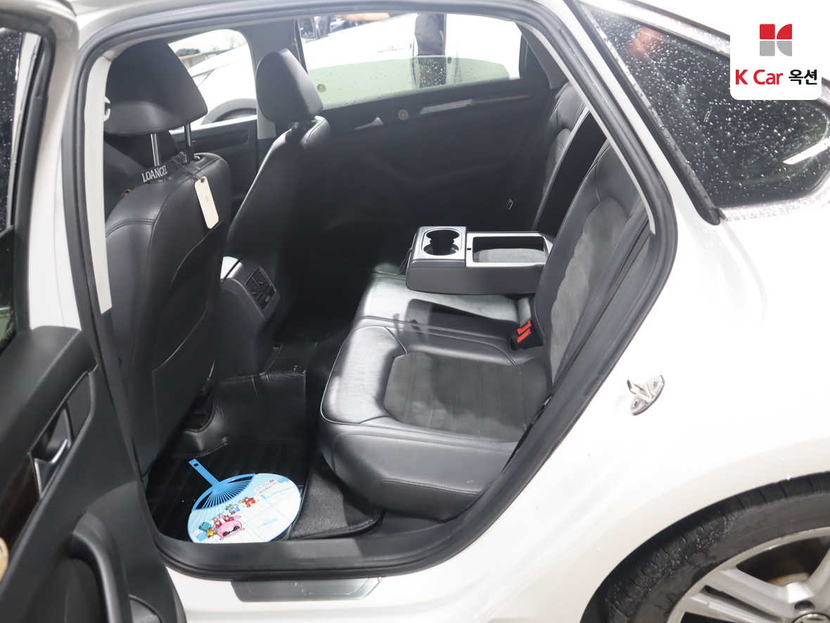 Volkswagen Passat - 27
