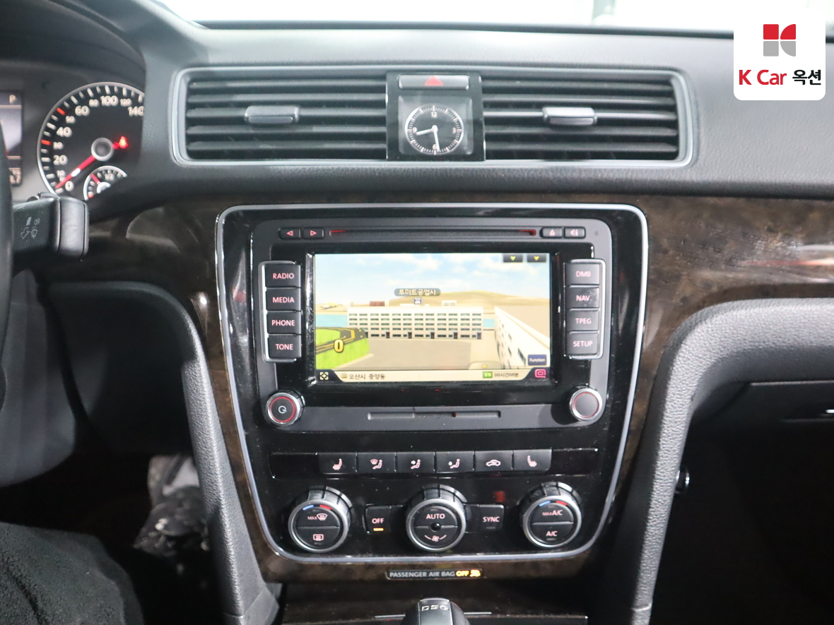 Volkswagen Passat - 6