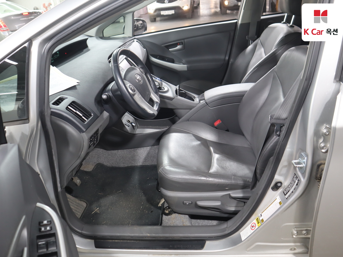Toyota Prius - 18