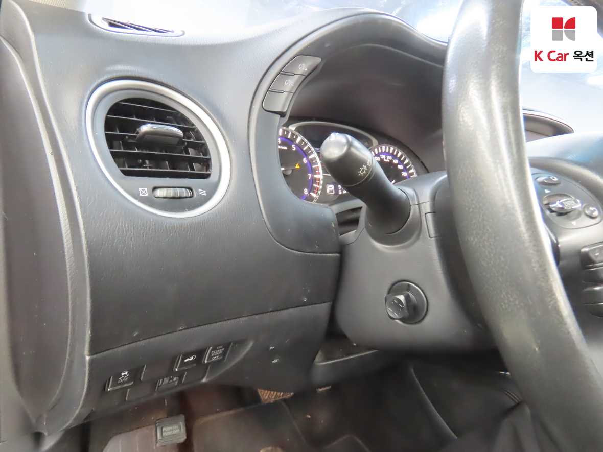Infiniti QX60 - 9