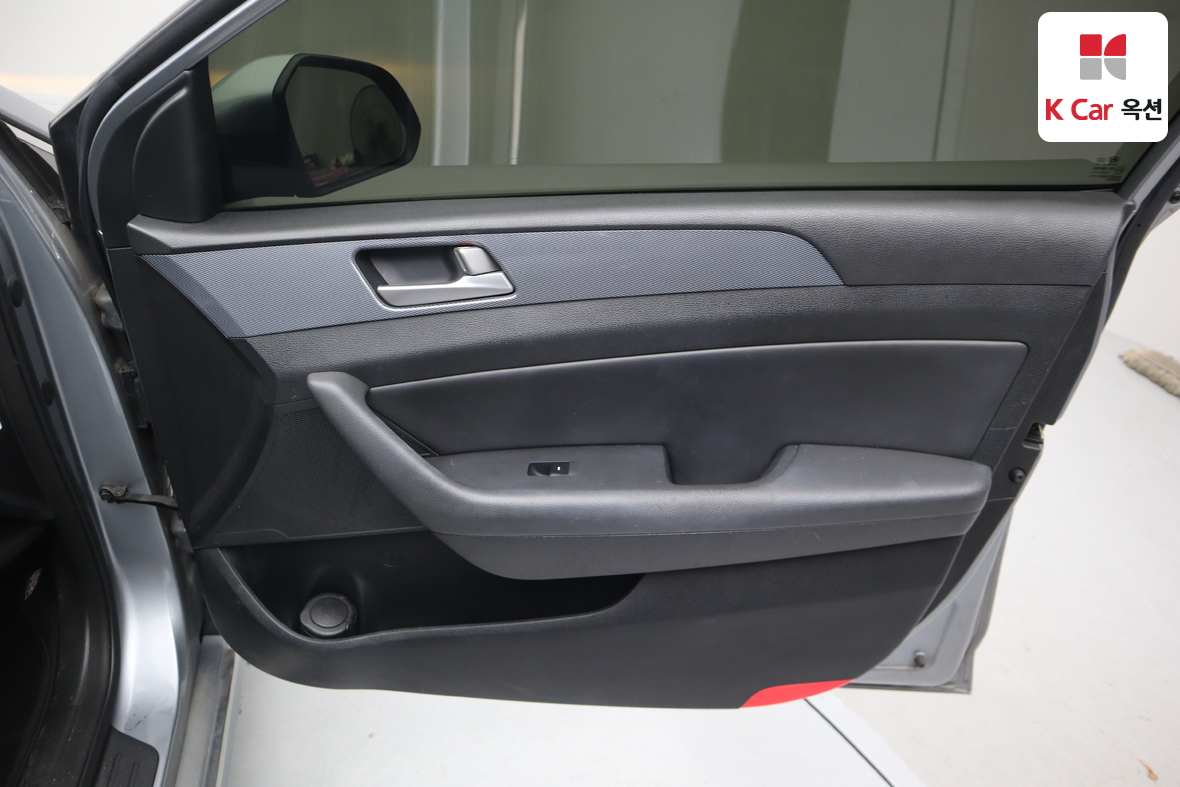 Hyundai Sonata 2015 - Image 27