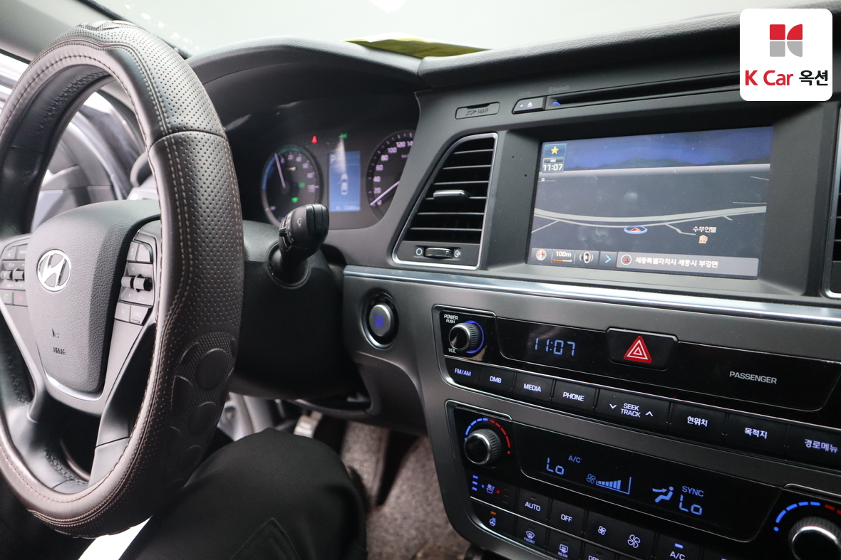 Hyundai Sonata 2015 - Image 11