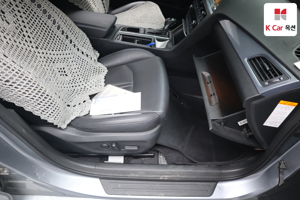 Hyundai Sonata 2015 - Image 28