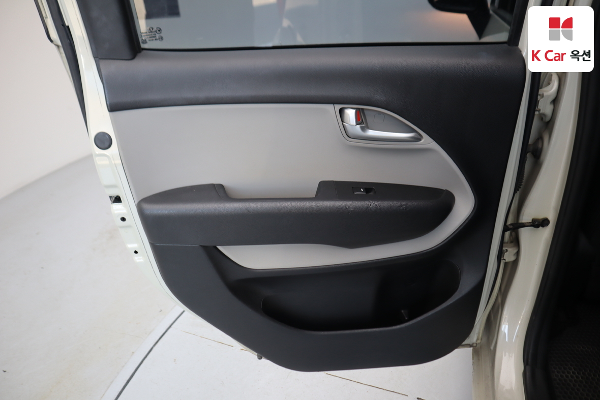 Kia Ray 2012 - Image 21